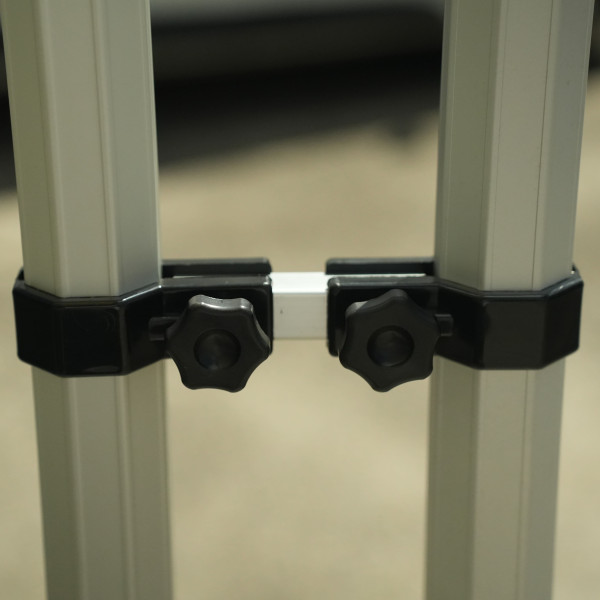 Jonction barnum pliant aluminium simple rapide et robuste