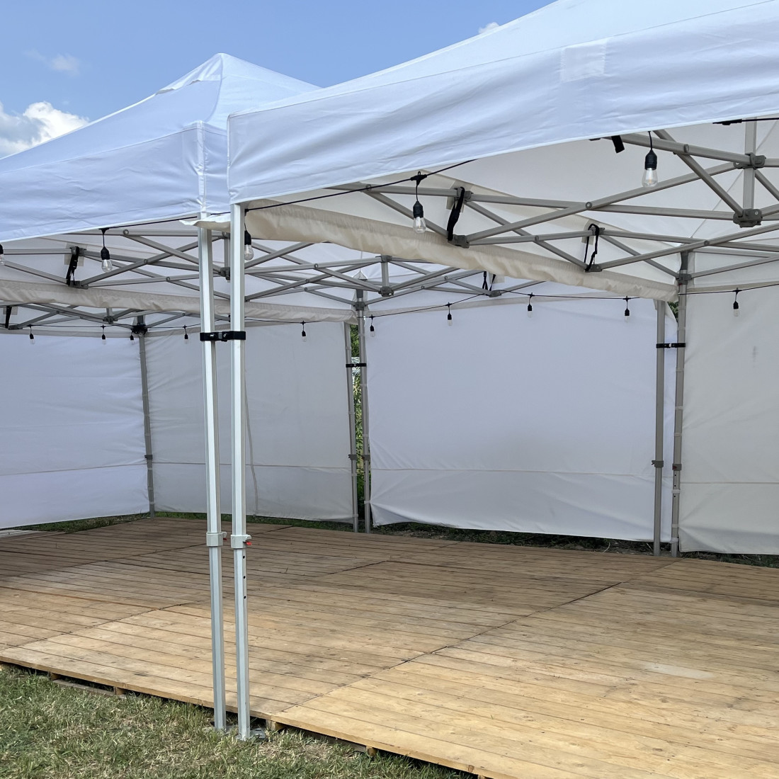 Jonction barnum pliant aluminium simple rapide et robuste