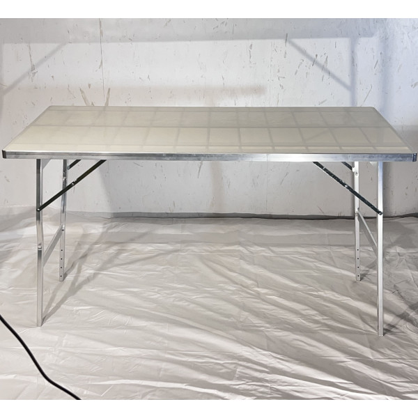 Table Pliable Résine 150 x 80cm – Tom Sanati 2
