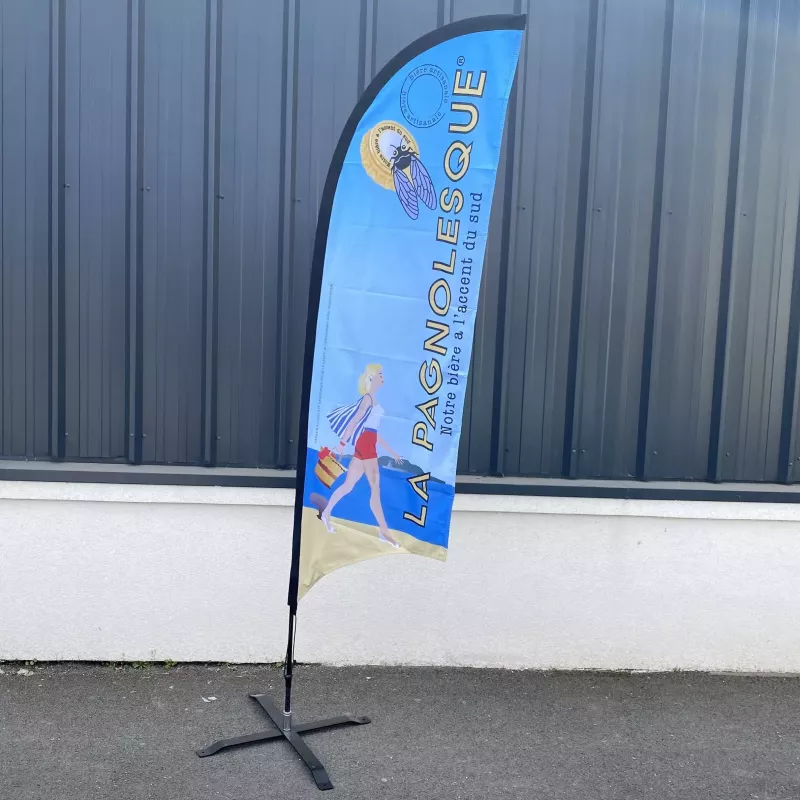 Drapeau oriflamme personnalisable pack drapeau plus fixation complet